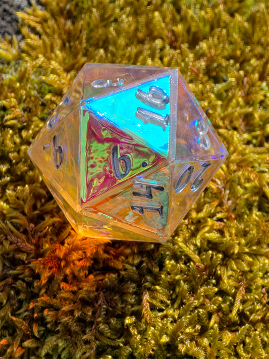 D20 Dice „Prismatic Light“ – Handmade Resin D20, Iridescent Rainbow Effect, Clear Dice with Silver Numbers | Artisan TTRPG Dice
