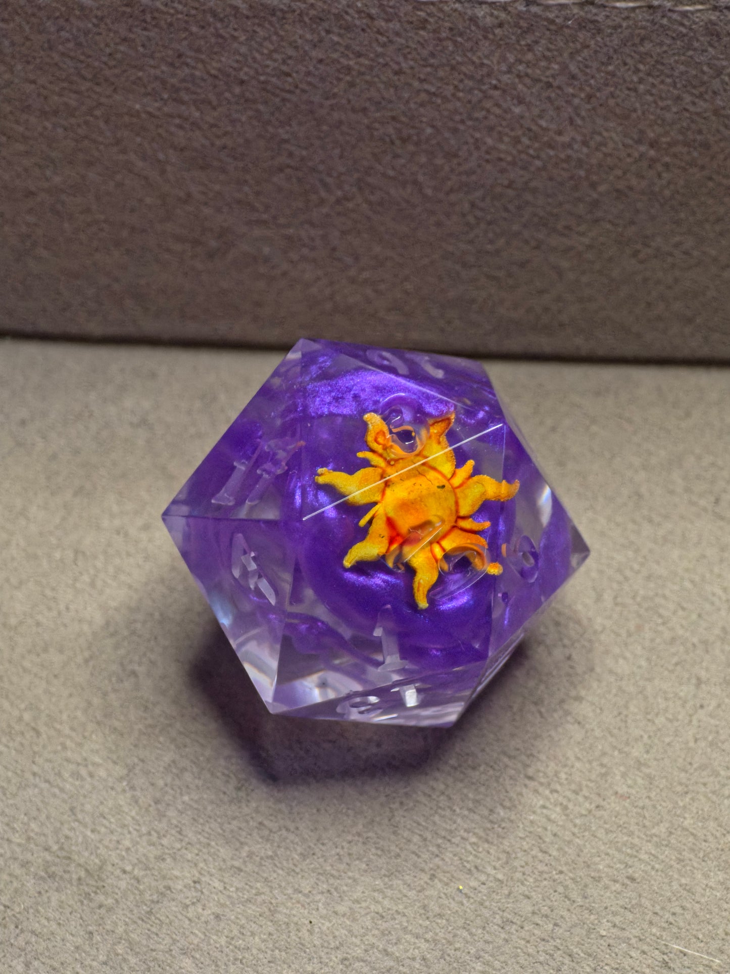 (Sarah) d20 – Custom Rapunzel Sonne