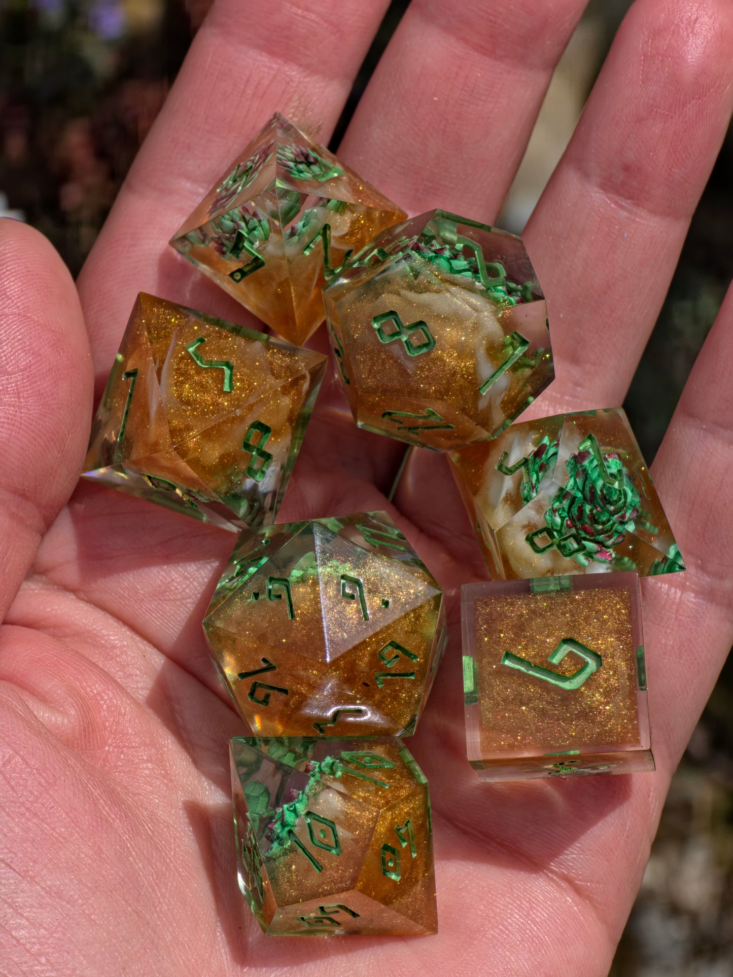 DnD Würfel Set Succulenten – Handgemachte Resin Würfel, Grün Gold Dice, Fantasy Würfel Set, RPG Dice,Mini succulent inserts, Nature