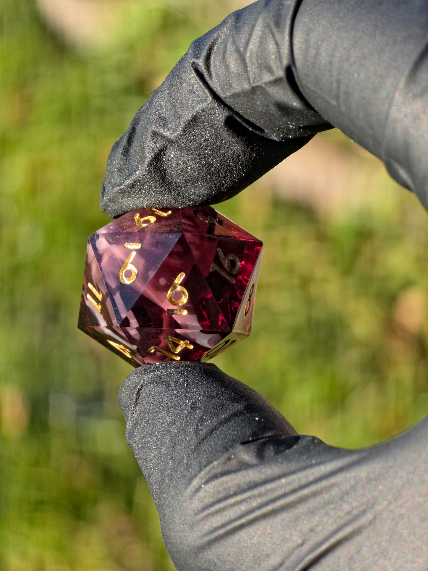 Polyedrisches Würfelset „Espresso Cream Nebula“ – Handgemachte Resinwürfel dunkelbraun-bordeaux mit Cloud Effekt | DnD Dice Set TTRPG
