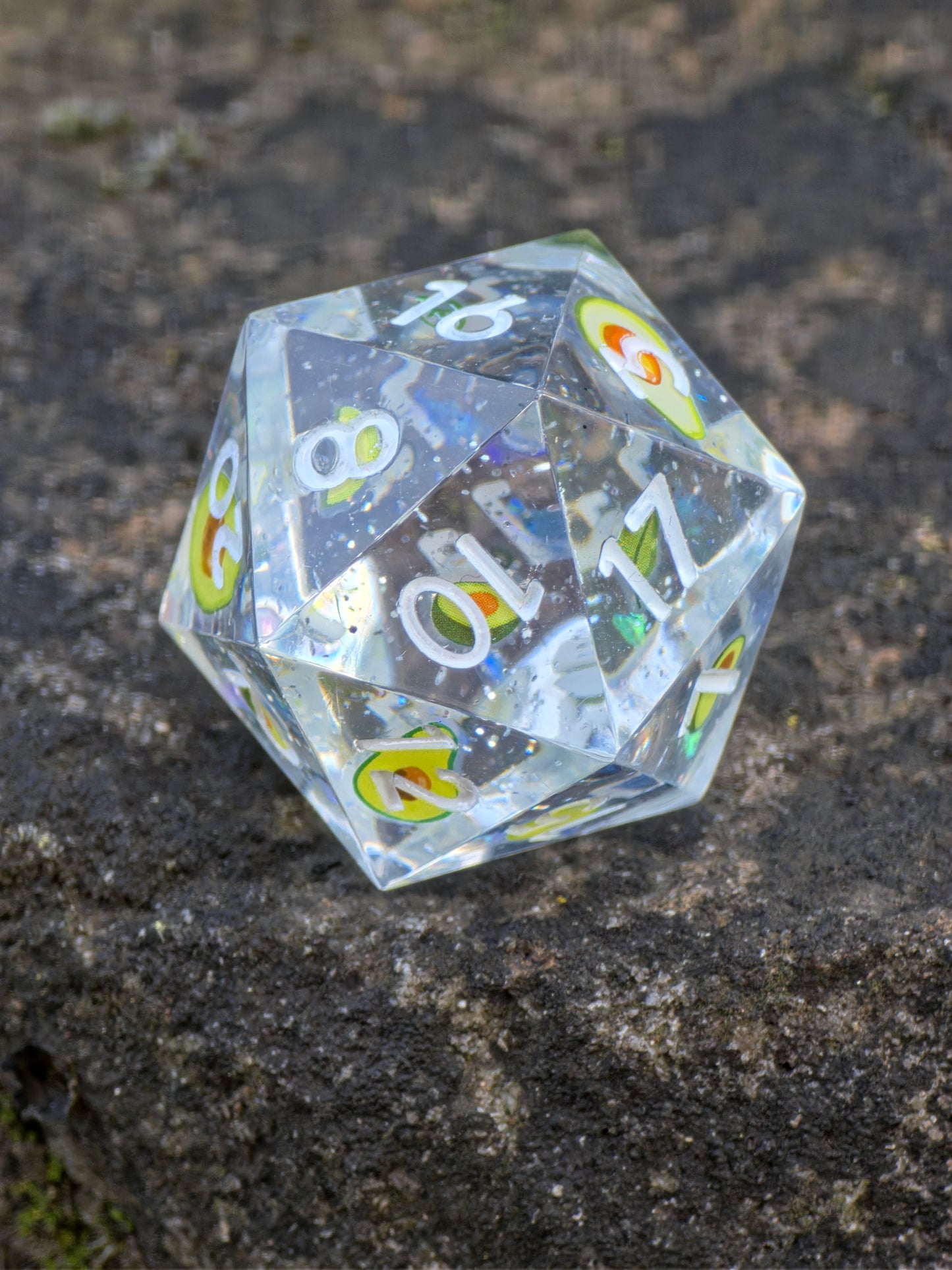 Einzelner Polyedrischer D20 – Avocado Würfel Transparent – Handgemachter Resinwürfel Standardgröße | DnD Pen and Paper TTRPG