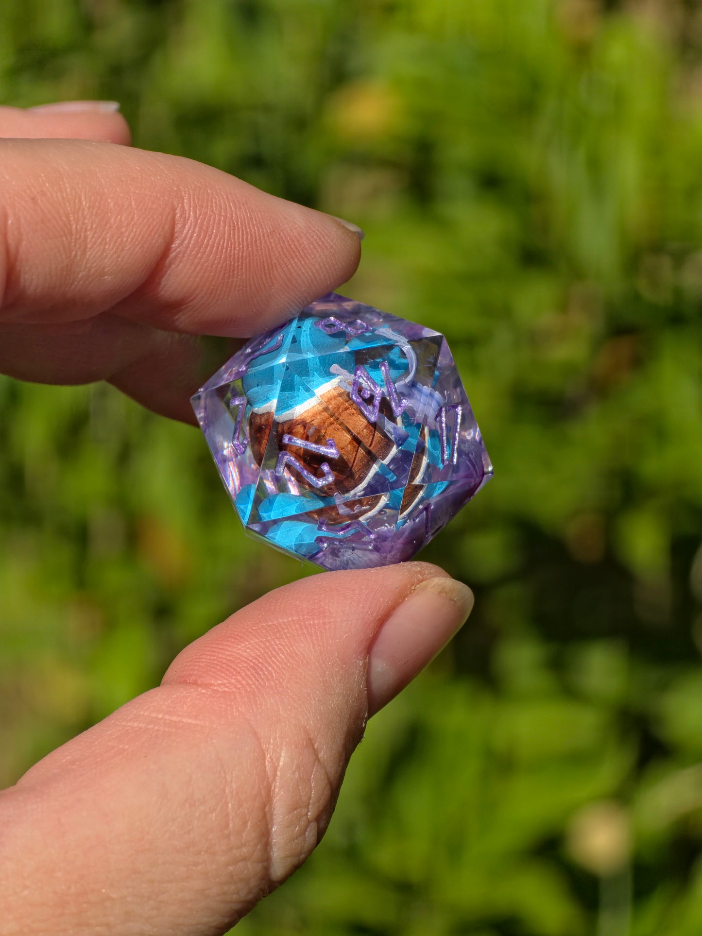 Shiggy – Mystic Tidal Bloom Würfelset – Handgefertigtes Pokémon inspiriertes Resin Dice Set | Petri-Effekt & Metallic Lila Zahlen Squirtle