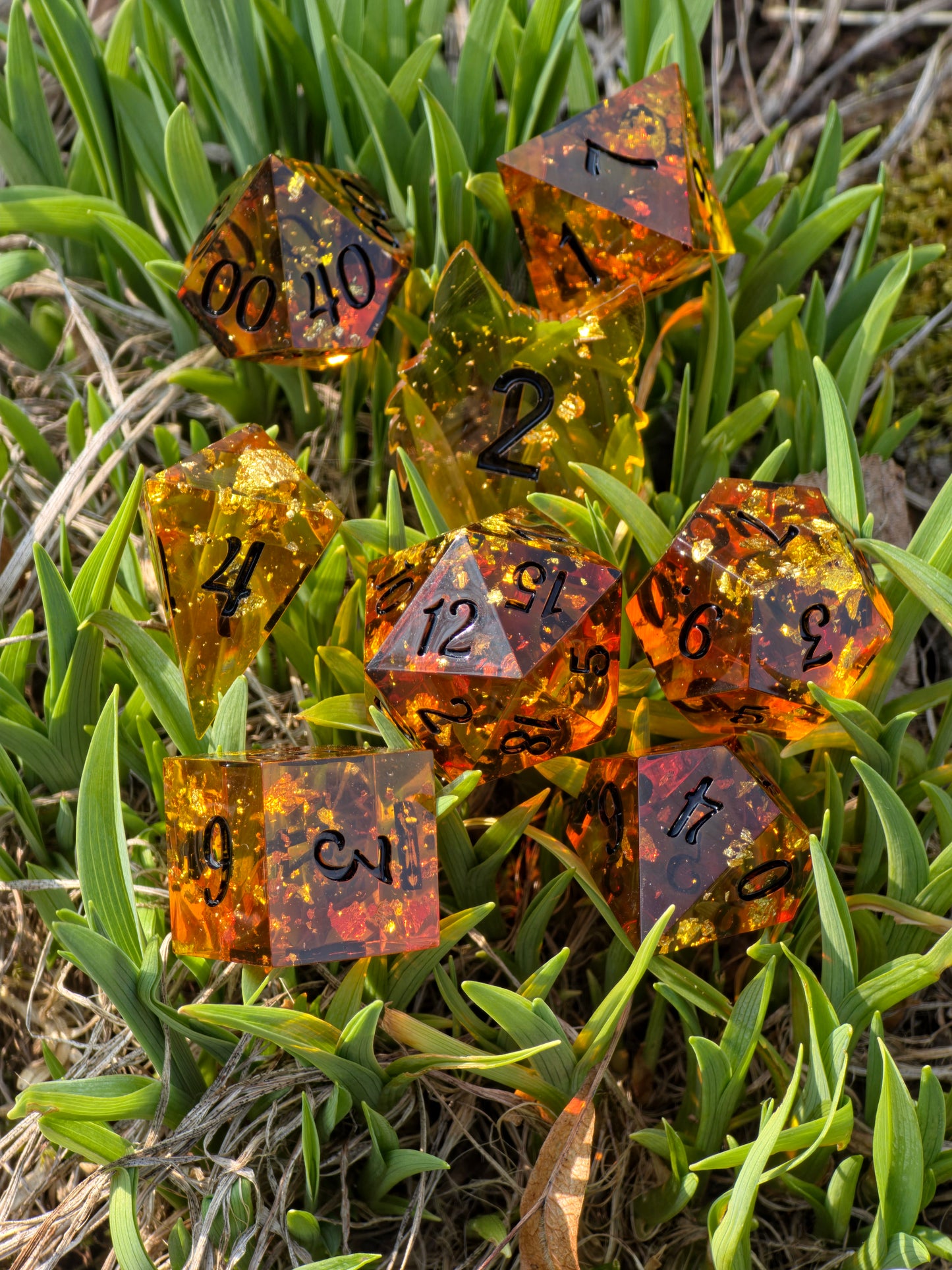 Amber Dice Set "Golden Resin Amber" - 8 Dice Set with Gold Flakes, Honey Amber Effect | Black Numbers | Handmade Sharp Edge TTRPG Dice