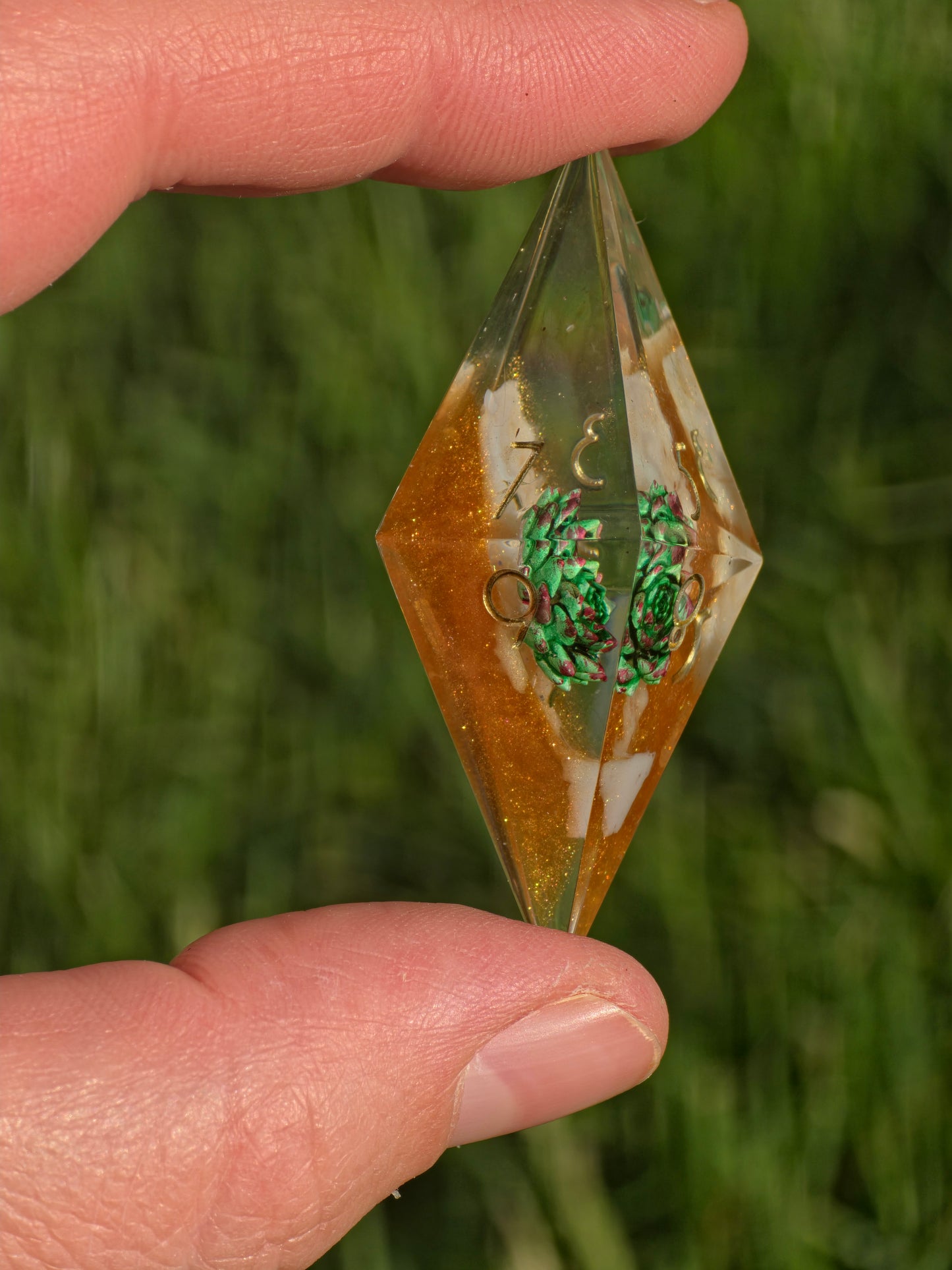 Verdant Ember Grove Succulent Nature Dice Set – Handmade Resin DnD Dice with Succulents, Elongated Sharp Edge RPG Dice, Fantasy Dice Set