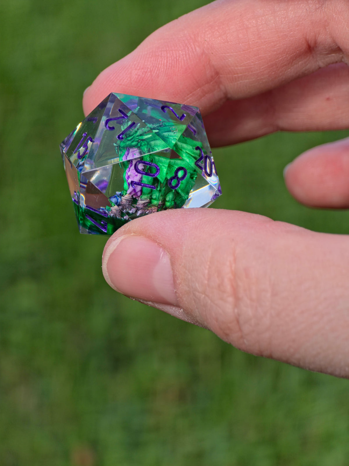 Guardian of the Emerald Dream - Ysera Inspired Würfelset – 7-teiliges DnD Dice Set | World of Warcraft Emerald Dream Dragon | Grüne Drachen Würfel | Handmade Resin Dice