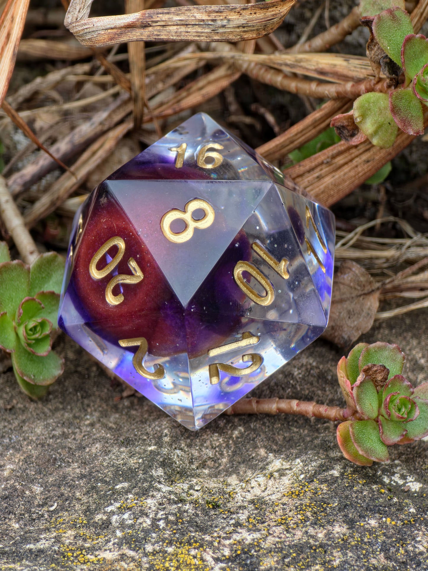 Planet Meteorite Galaxy D20 Würfel 35mm – Handgemachter Polyedrischer Resinwürfel mit goldenen Zahlen & Sternen | DnD Pen and Paper | Einzelwürfel