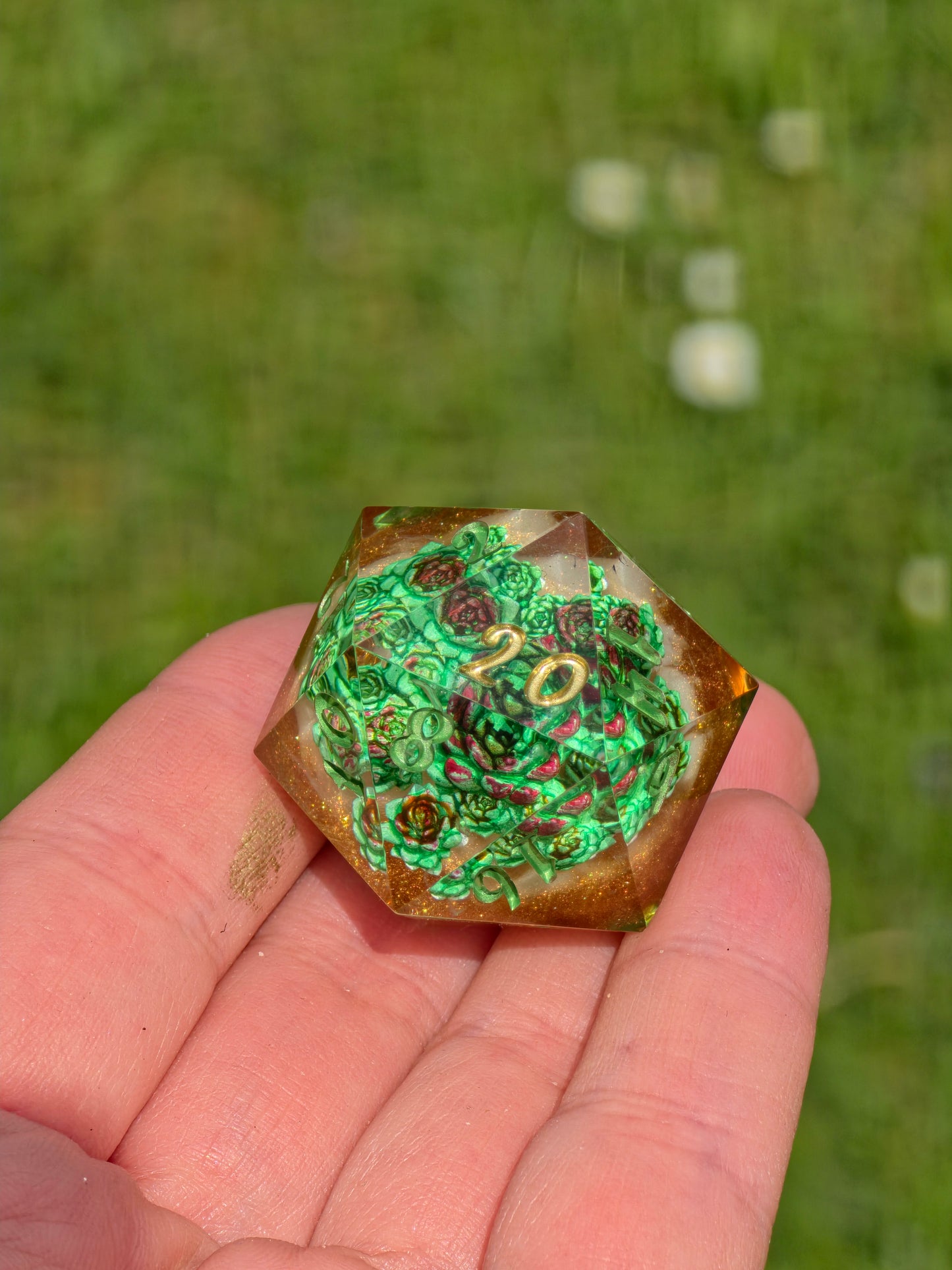 D20 Die 35mm Succulent - Handmade Resin Dice, Green Gold DnD Dice, Single RPG Die, Gift for Gamers