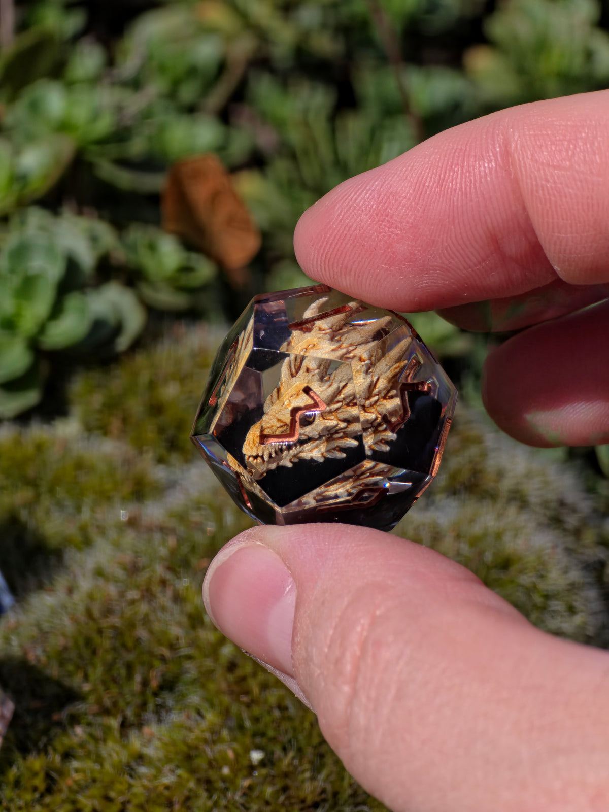 Dragon's Legacy – Ancient Skulls Drachen Schädel Würfelset – 7-teiliges DnD Resin Dice Set | Dragon Skull Dice mit Kupfer Zahlen | Handmade Fantasy Würfel