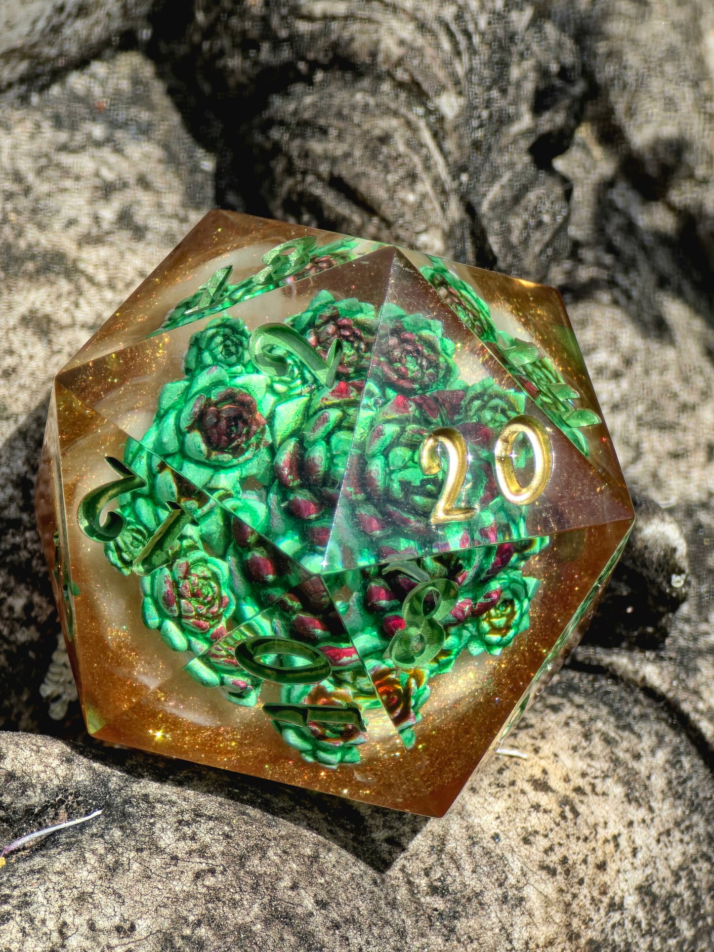 D20 Die 35mm Succulent - Handmade Resin Dice, Green Gold DnD Dice, Single RPG Die, Gift for Gamers
