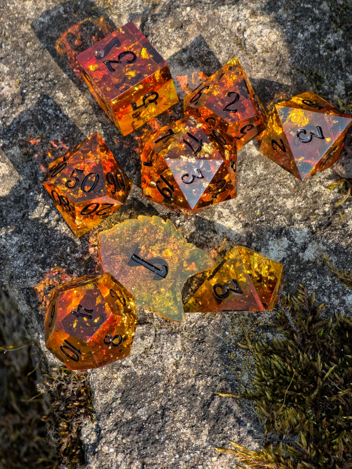 Amber Dice Set "Golden Resin Amber" - 8 Dice Set with Gold Flakes, Honey Amber Effect | Black Numbers | Handmade Sharp Edge TTRPG Dice