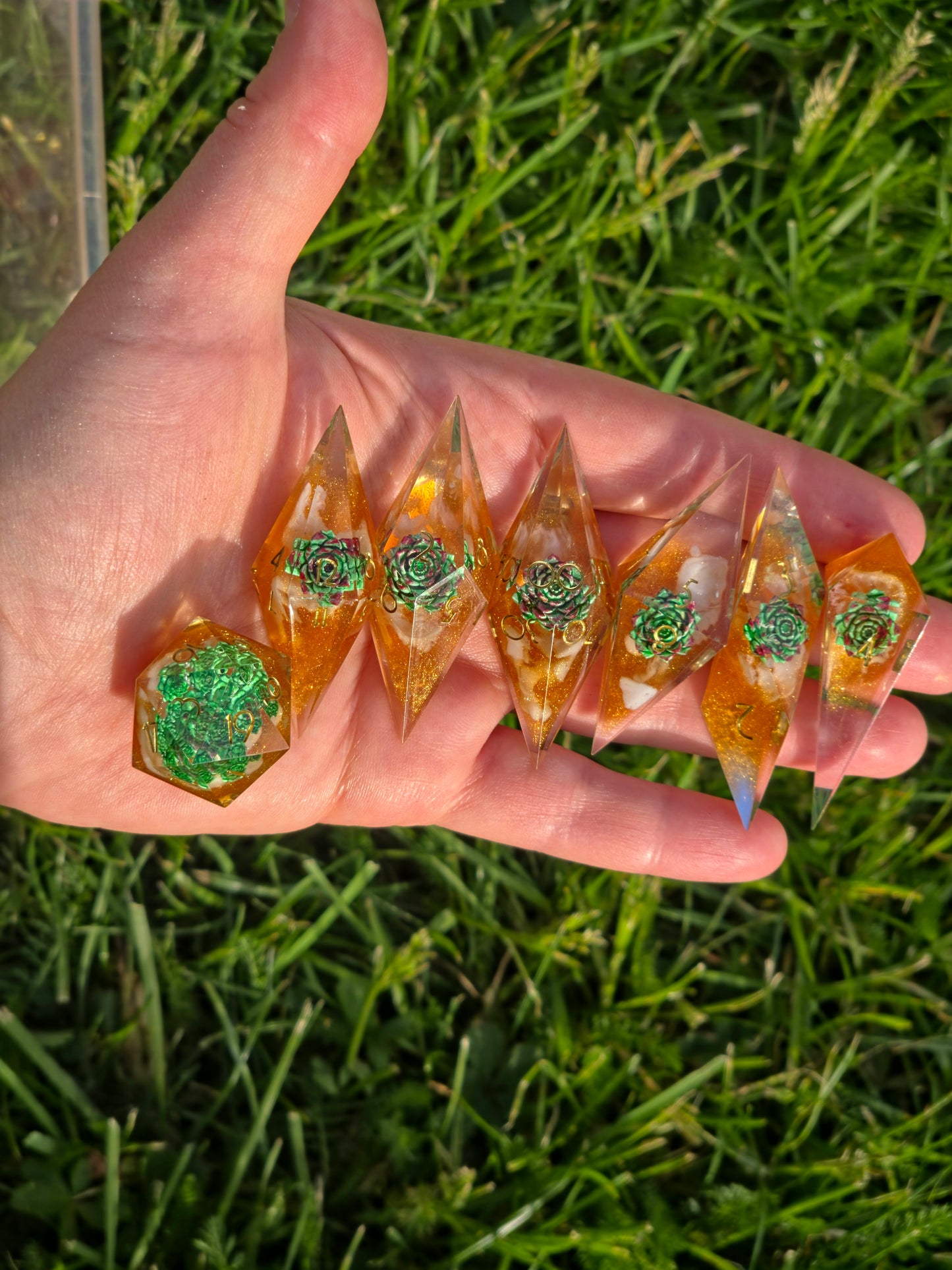 Verdant Ember Grove Succulent Nature Dice Set – Handmade Resin DnD Dice with Succulents, Elongated Sharp Edge RPG Dice, Fantasy Dice Set