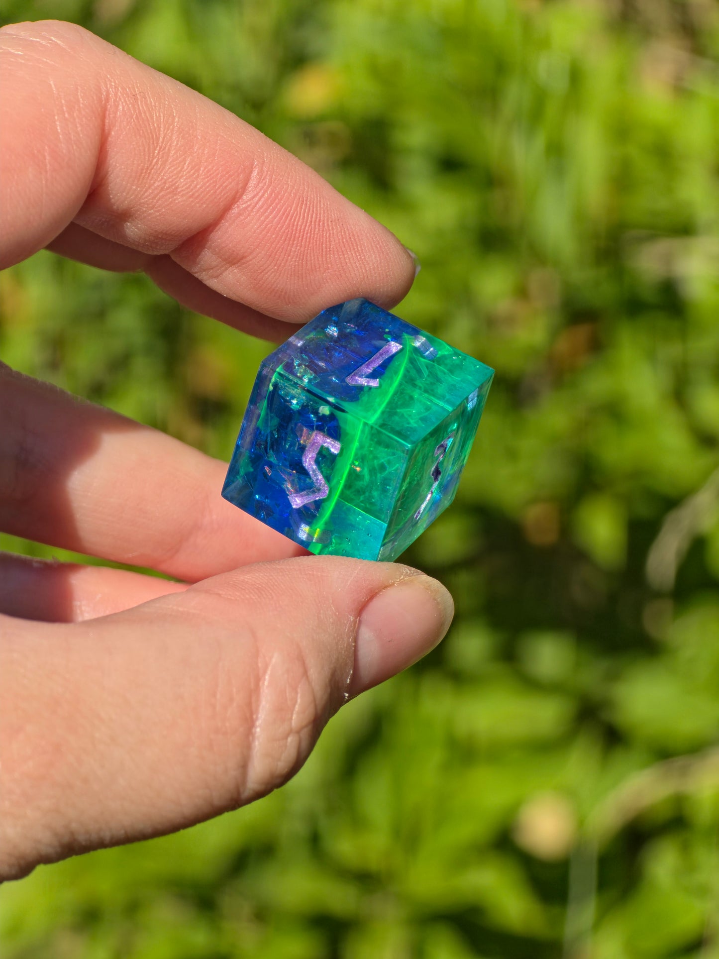 Shiggy – Mystic Tidal Bloom Würfelset – Handgefertigtes Pokémon inspiriertes Resin Dice Set | Petri-Effekt & Metallic Lila Zahlen Squirtle