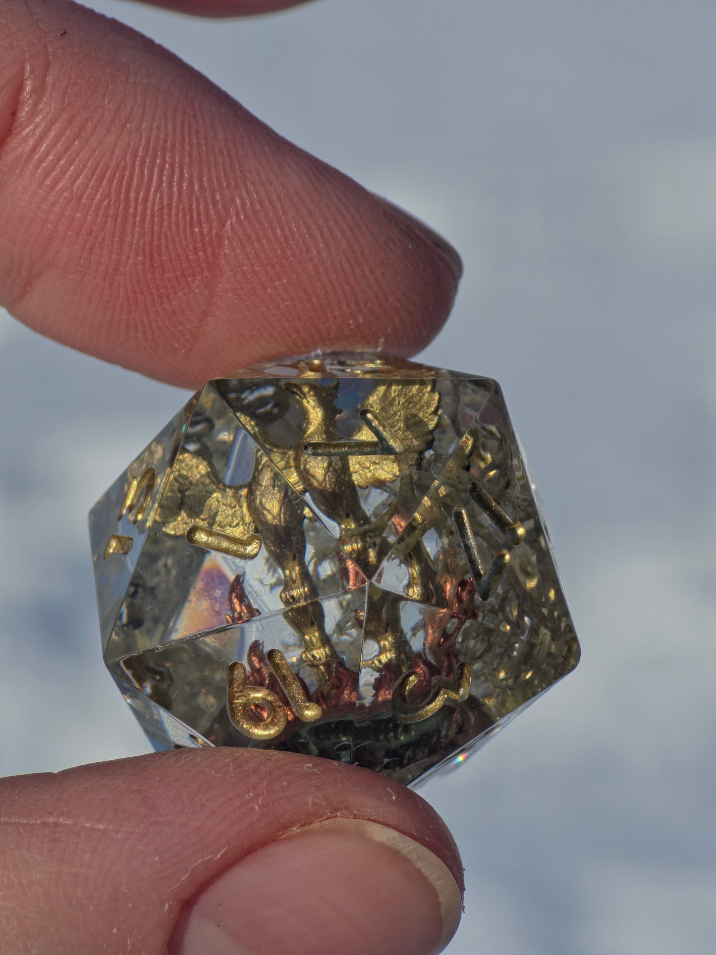 Würfelset „Goldene Wiederkehr“ – Handgemachtes Resin Dice Set mit Goldenem Phönix & Phönix-Eiern | DnD TTRPG Würfel