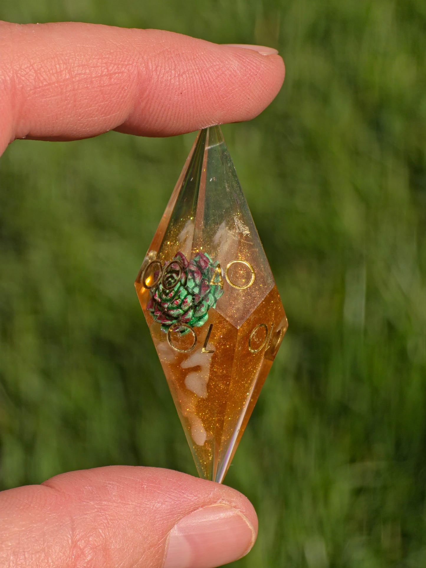 Verdant Ember Grove Succulent Nature Dice Set – Handmade Resin DnD Dice with Succulents, Elongated Sharp Edge RPG Dice, Fantasy Dice Set