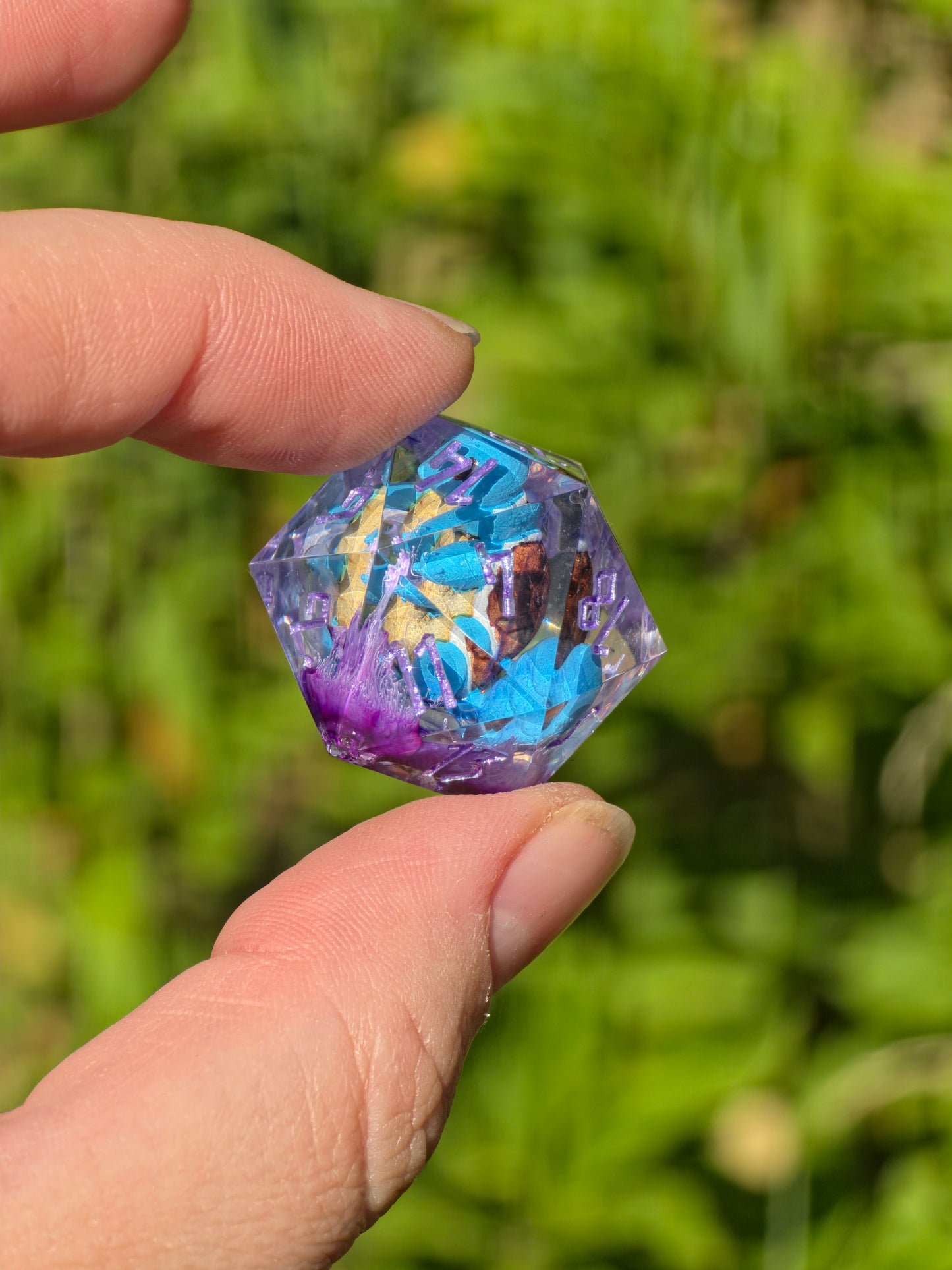 Shiggy – Mystic Tidal Bloom Würfelset – Handgefertigtes Pokémon inspiriertes Resin Dice Set | Petri-Effekt & Metallic Lila Zahlen Squirtle