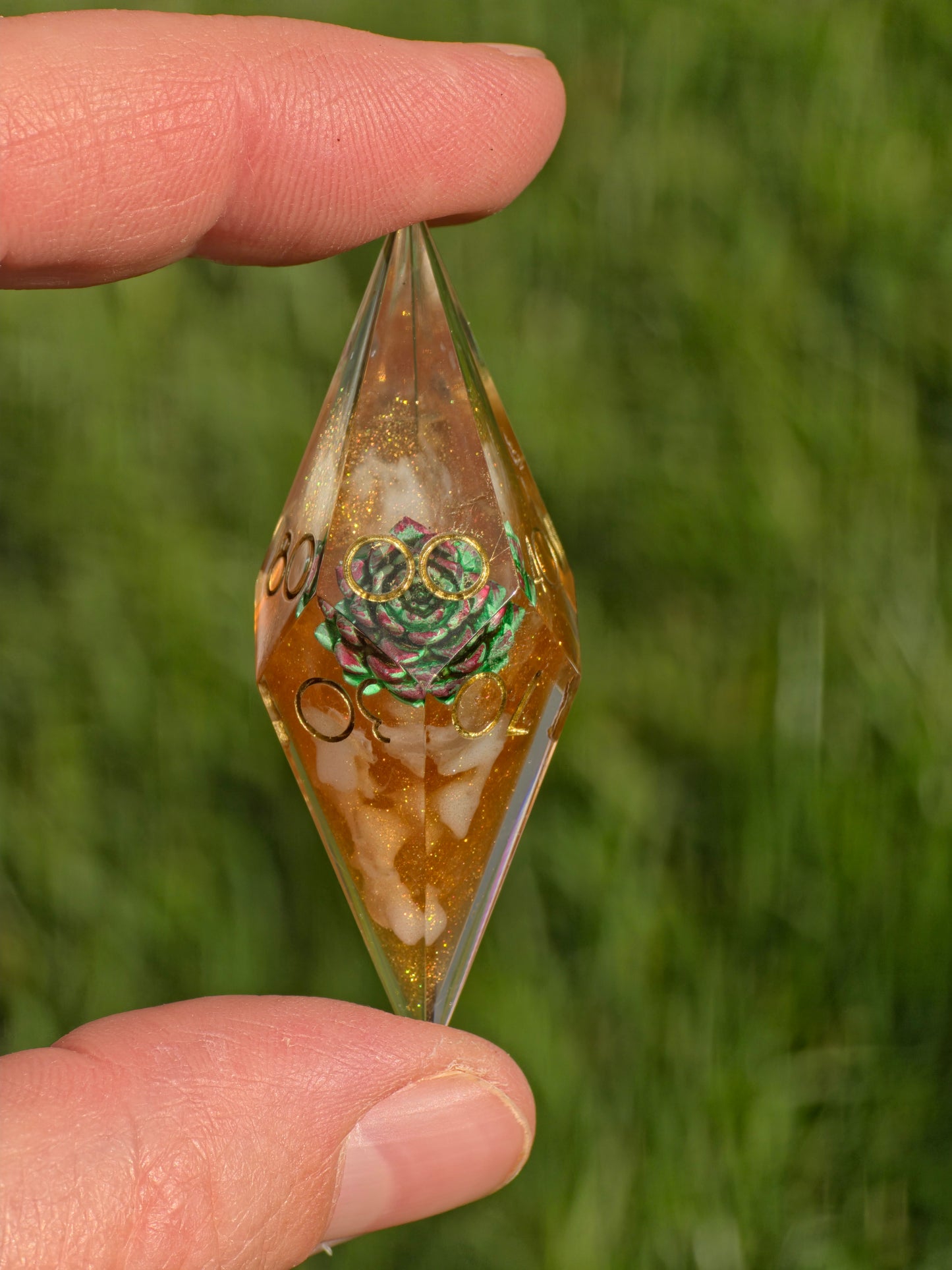 Verdant Ember Grove Succulent Nature Dice Set – Handmade Resin DnD Dice with Succulents, Elongated Sharp Edge RPG Dice, Fantasy Dice Set