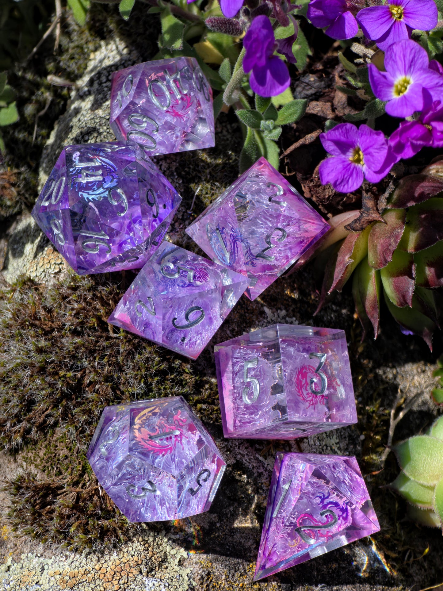 Fantasy Dragon Dice Set – Purple Pink Petri Resin Dice with Dragon Inside, Sharp Edge DnD Dice, Handmade TTRPG Dice