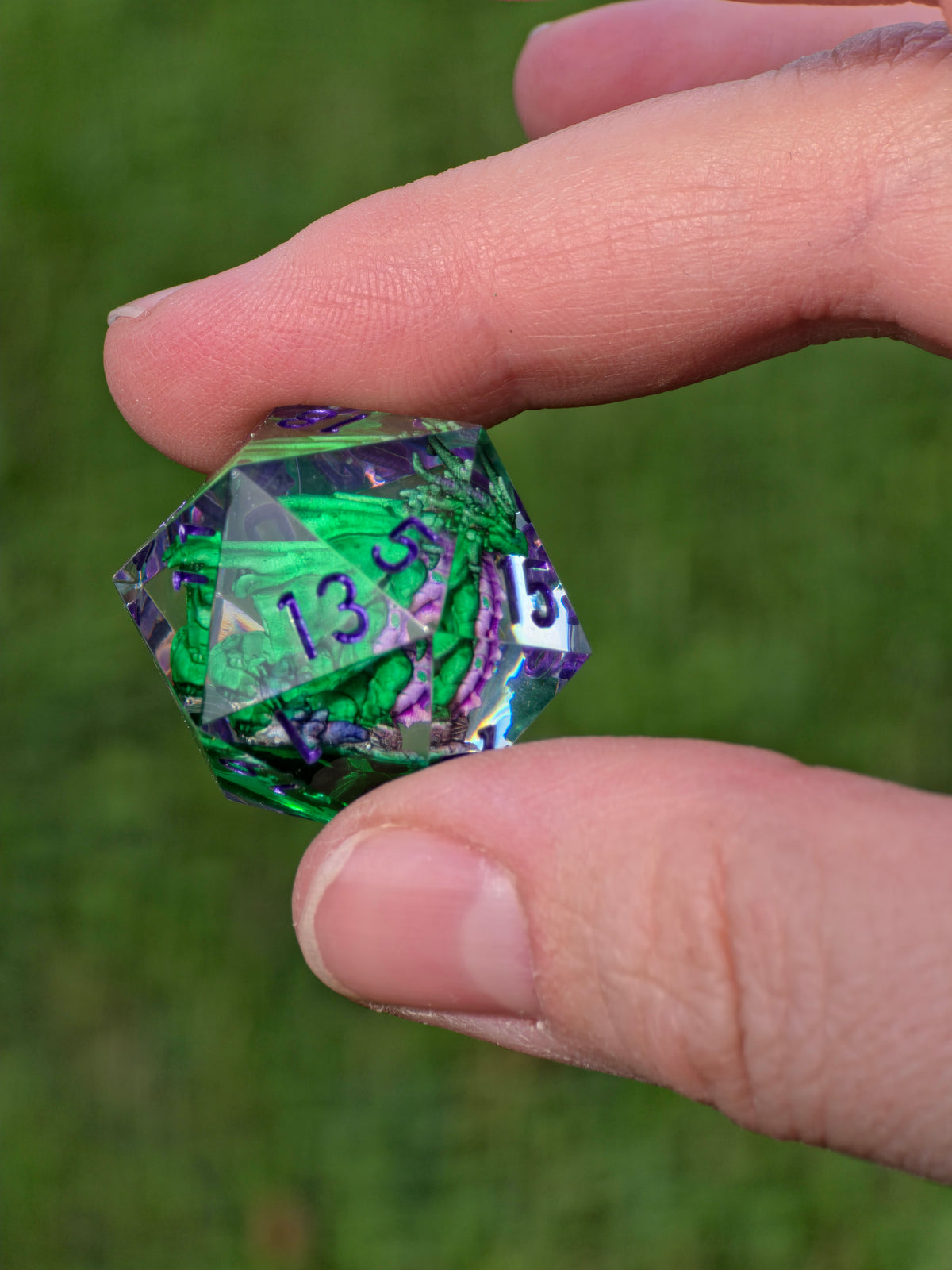 Guardian of the Emerald Dream - Ysera Inspired Würfelset – 7-teiliges DnD Dice Set | World of Warcraft Emerald Dream Dragon | Grüne Drachen Würfel | Handmade Resin Dice